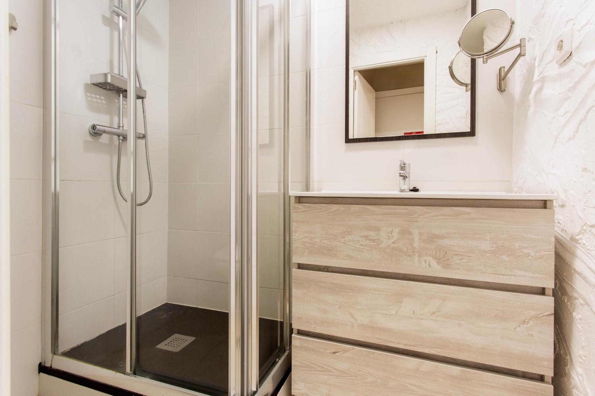 Ferienwohnung Tirso Loft En Madrid Exterior foto